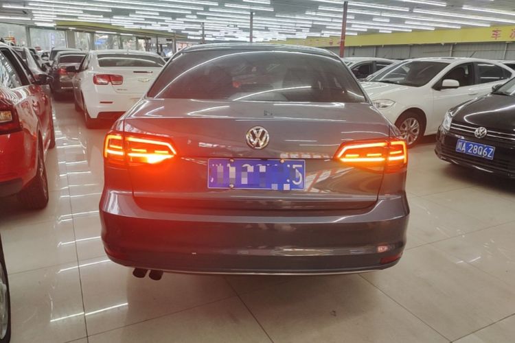Used Volkswagen Sagitar 2015 230TSI Automatic Comfort Version Rear