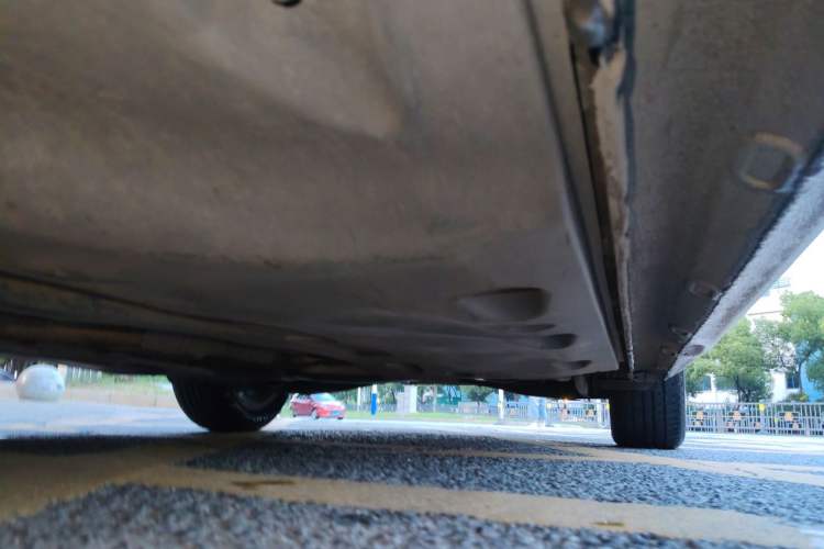 Used Volkswagen Sagitar 2015 1.6L Automatic Comfort Model Chassis Front Left