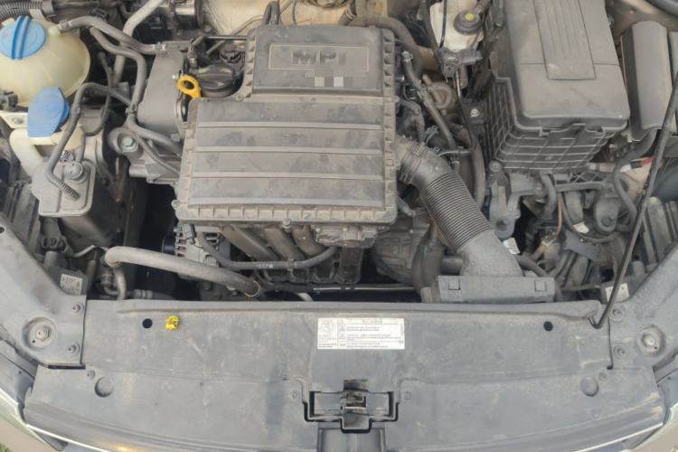 Used Volkswagen Sagitar 2015 1.6L Automatic Comfort Model Engine Bay