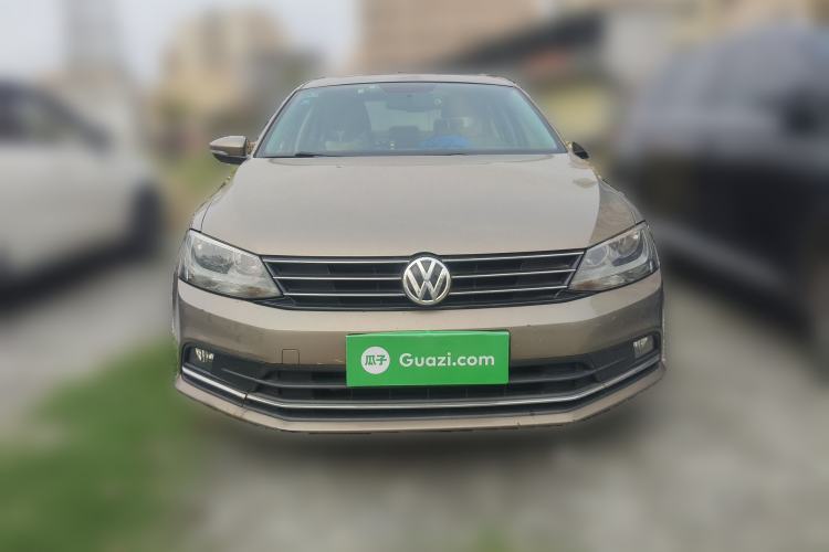 Used Volkswagen Sagitar 2015 1.6L Automatic Comfort Model Front