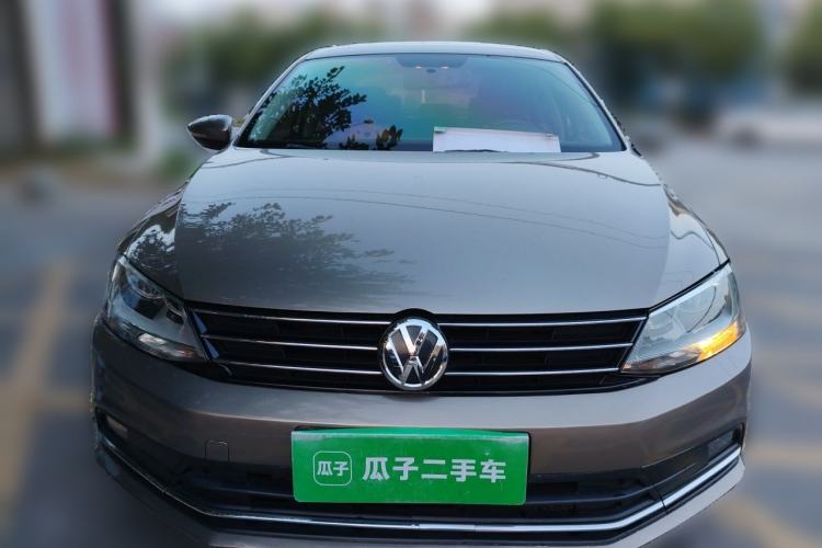 Used Volkswagen Sagitar 2015 1.6L Automatic Comfort Model Front