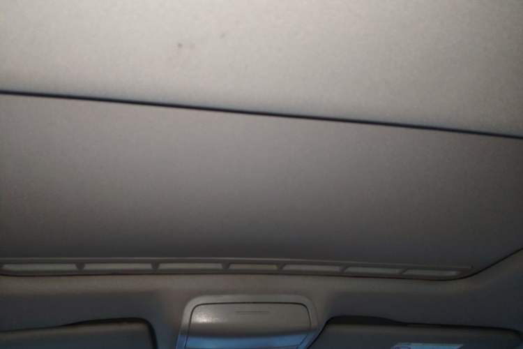 Used Volkswagen Sagitar 2015 1.6L Automatic Comfort Model Headliner