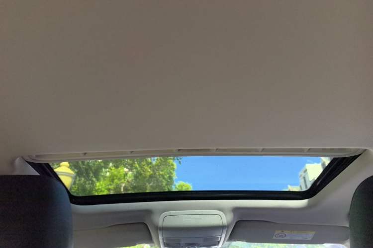 Used Volkswagen Sagitar 2015 1.6L Automatic Comfort Model Headliner