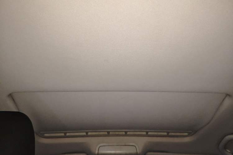 Used Volkswagen Sagitar 2015 1.6L Automatic Comfort Model Headliner