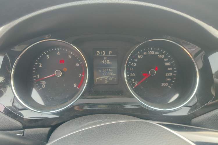 Used Volkswagen Sagitar 2015 1.6L Automatic Comfort Model Instrument Cluster