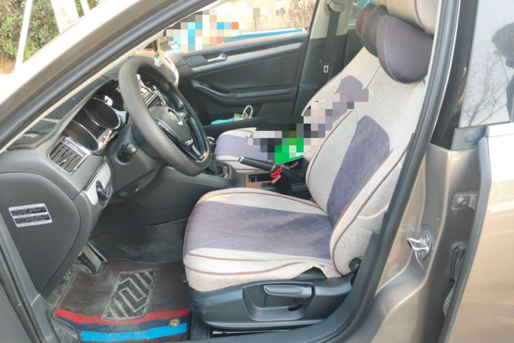 Used Volkswagen Sagitar 2015 1.6L Manual Comfort Model Left Front Seat