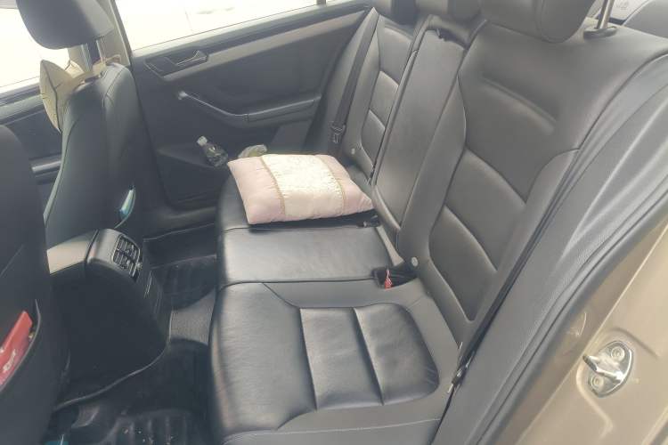 Used Volkswagen Sagitar 2015 1.6L Automatic Comfort Model Left Rear Seat