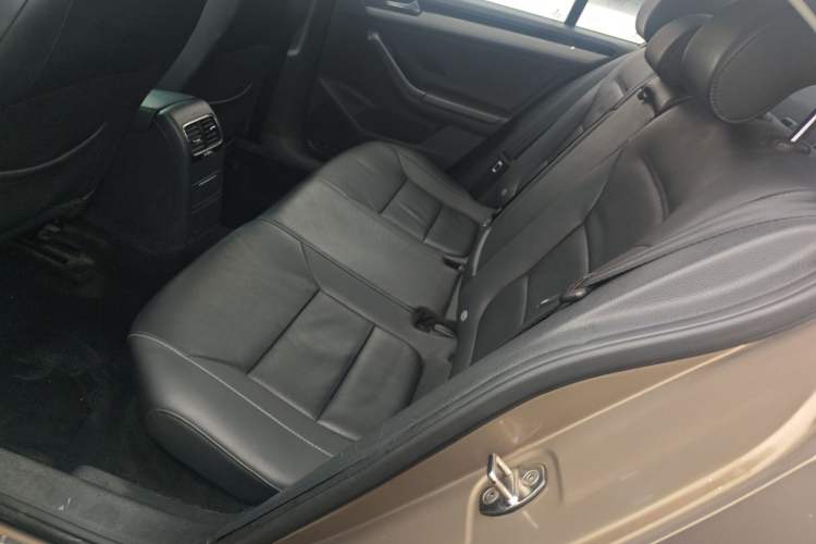 Used Volkswagen Sagitar 2015 230TSI Automatic Comfort Version Left Rear Seat