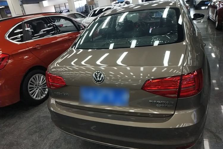 Used Volkswagen Sagitar 2015 230TSI Automatic Comfort Version Rear