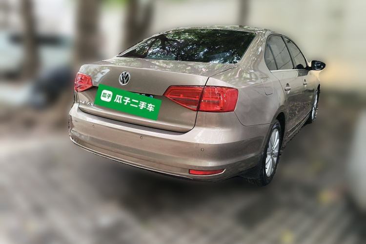 Used Volkswagen Sagitar 2015 1.6L Automatic Comfort Model Rear Right 45 Deg