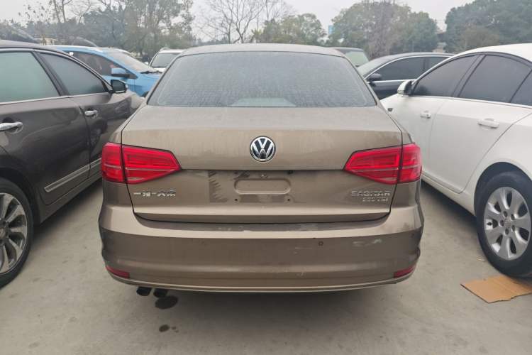Used Volkswagen Sagitar 2015 230TSI Automatic Comfort Version Rear