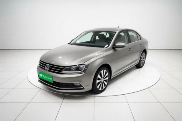 Volkswagen Sagitar 2015 230TSI Automatic Comfort Version usado