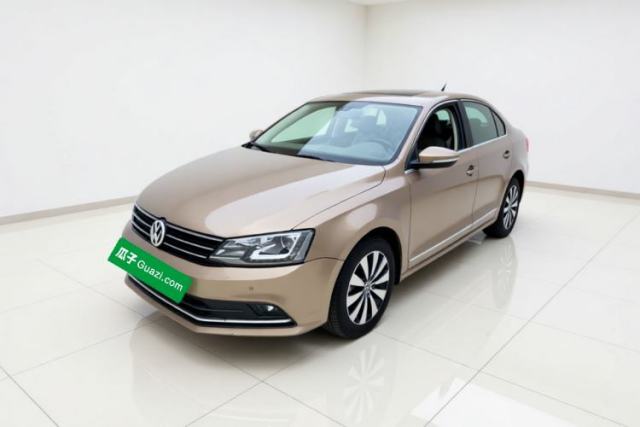 Used Volkswagen Sagitar 2015 230TSI Automatic Luxury Model