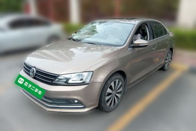 Used Volkswagen Sagitar 2015 230TSI Automatic Luxury Model