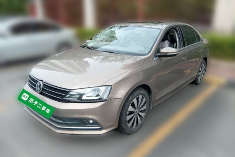 Used Volkswagen Sagitar 2015 230TSI Automatic Luxury Model Guazi used car, China used car export, Used car for sale, Used  cars, Cheapest cars for sale