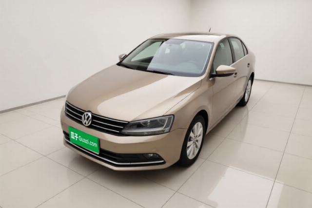 Used Volkswagen Sagitar 2015 1.6L Manual Comfort Model