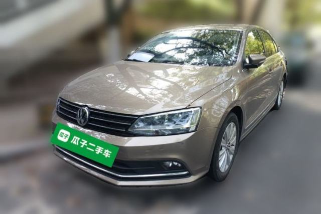 Used Volkswagen Sagitar 2015 1.6L Manual Comfort Model