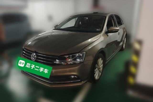 Used Volkswagen Sagitar 2015 1.6L Manual Comfort Model