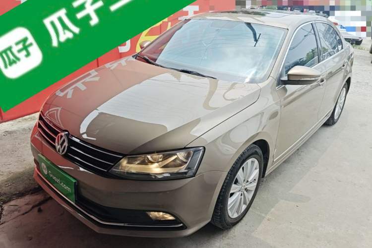 Used Volkswagen Sagitar 2015 230TSI Automatic Comfort Version Guazi used car, China used car export, Used car for sale, Used  cars, Cheapest cars for sale
