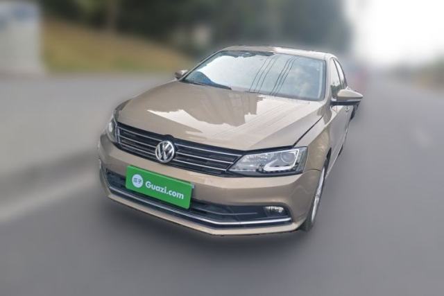 Used Volkswagen Sagitar 2015 230TSI Automatic Comfort Version