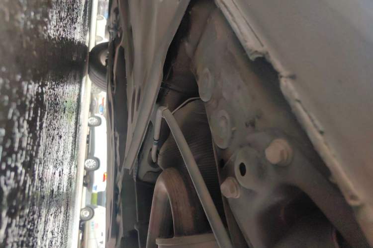 Used Volkswagen Sagitar 2015 1.6L Manual Comfort Model Chassis Rear Left