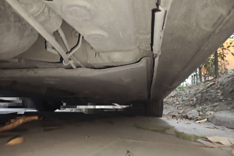 Used Volkswagen Sagitar 2015 1.6L Automatic Comfort Model Chassis Rear Right