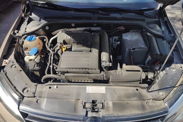 Used Volkswagen Sagitar 2015 230TSI Automatic Luxury Model Engine Bay