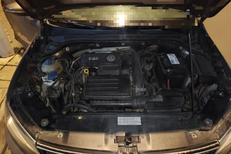 Used Volkswagen Sagitar 2015 230TSI Manual Comfort Version Engine Bay
