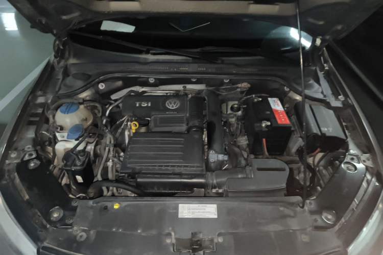 Used Volkswagen Sagitar 2015 230TSI Automatic Comfort Version Engine Bay