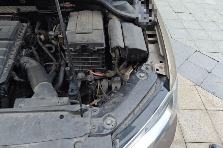 Used Volkswagen Sagitar 2015 1.6L Automatic Comfort Model Engine Bay Left