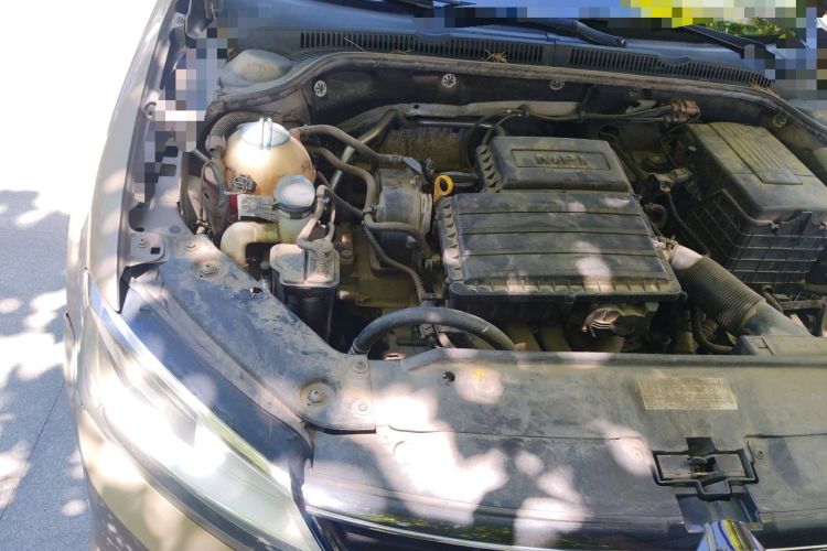 Used Volkswagen Sagitar 2015 1.6L Automatic Comfort Model Engine Bay Right