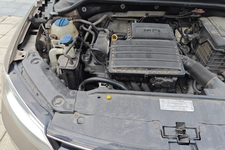 Used Volkswagen Sagitar 2015 1.6L Automatic Comfort Model Engine Bay Right