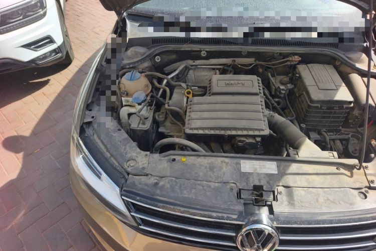 Used Volkswagen Sagitar 2015 1.6L Automatic Comfort Model Engine Bay Right
