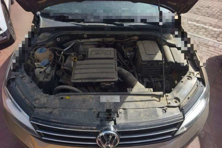 Used Volkswagen Sagitar 2015 1.6L Automatic Comfort Model Engine Bay