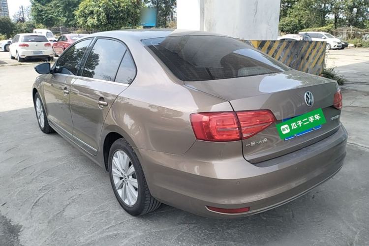 Used Volkswagen Sagitar 2015 1.6L Automatic Comfort Model Exterior 2