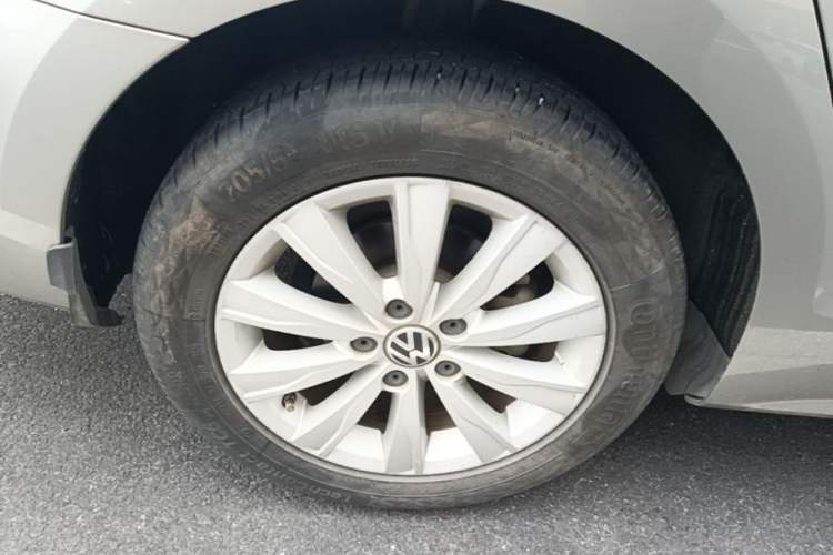 Used Volkswagen Sagitar 2015 1.6L Automatic Comfort Model Exterior 5