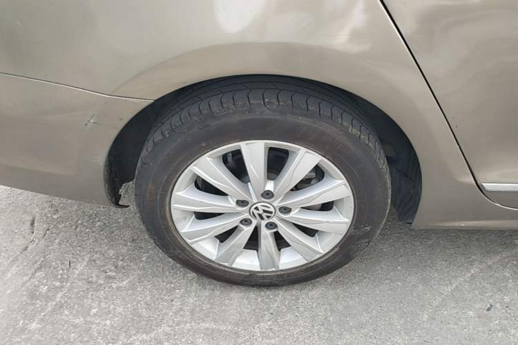 Used Volkswagen Sagitar 2015 1.6L Automatic Comfort Model Exterior 5