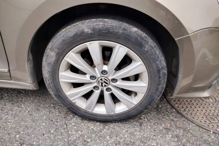 Used Volkswagen Sagitar 2015 1.6L Manual Comfort Model Exterior 7