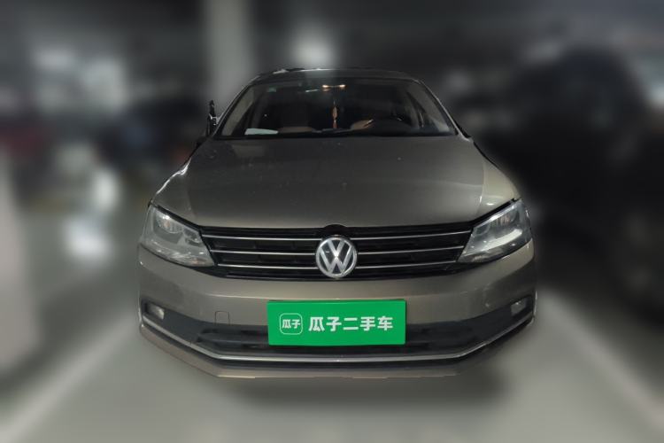 Used Volkswagen Sagitar 2015 230TSI Automatic Comfort Version Front