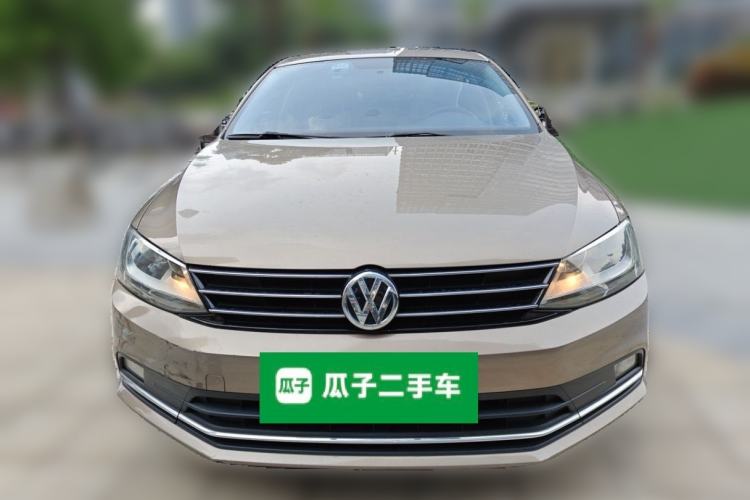 Used Volkswagen Sagitar 2015 1.6L Automatic Comfort Model Front