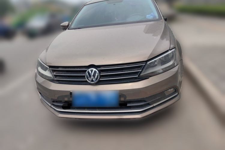 Used Volkswagen Sagitar 2015 1.6L Manual Comfort Model Front