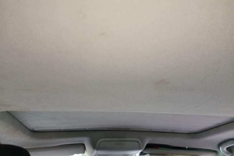 Used Volkswagen Sagitar 2015 230TSI Automatic Luxury Model Headliner