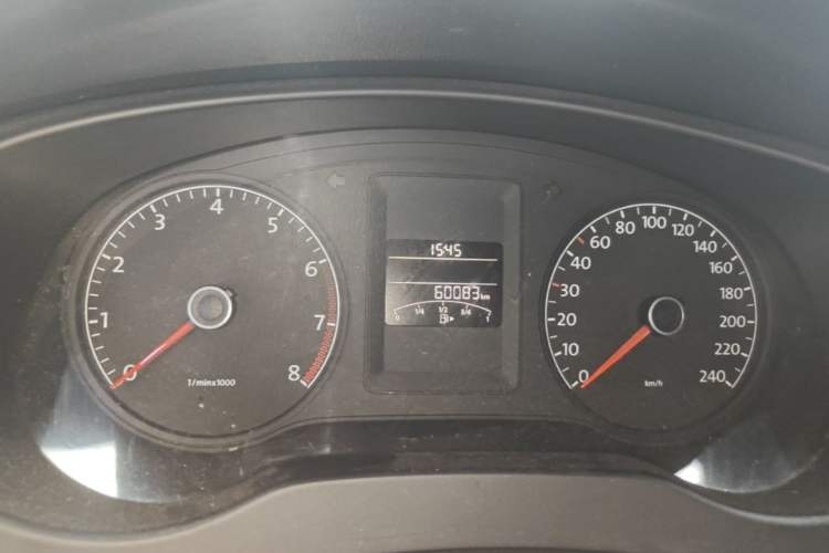 Used Volkswagen Sagitar 2015 1.6L Automatic Comfort Model Instrument Cluster