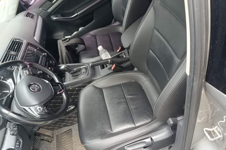 Used Volkswagen Sagitar 2015 1.6L Automatic Comfort Model Left Front Seat