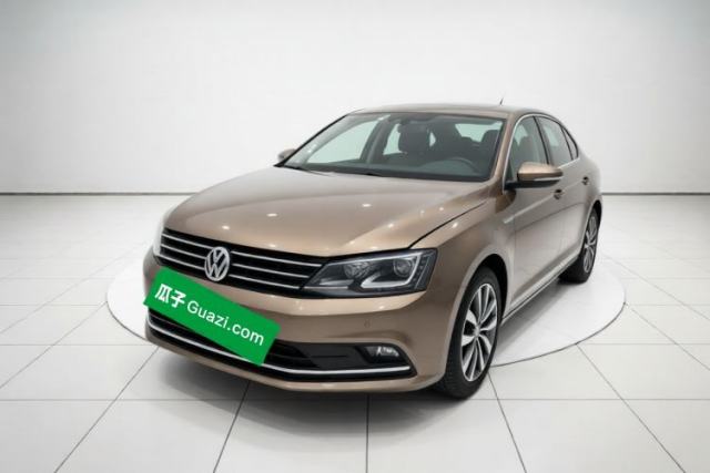 Used Volkswagen Sagitar 2015 230TSI Automatic Luxury Model