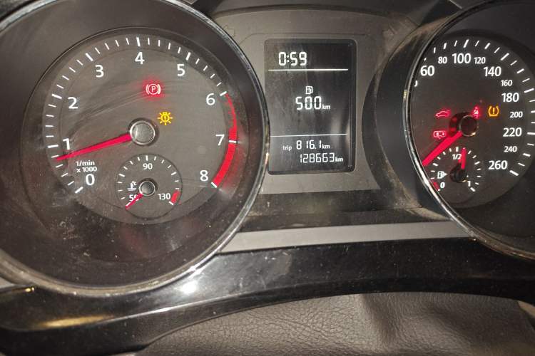 Used Volkswagen Sagitar 2015 230TSI Manual Comfort Version Odometer Close Up
