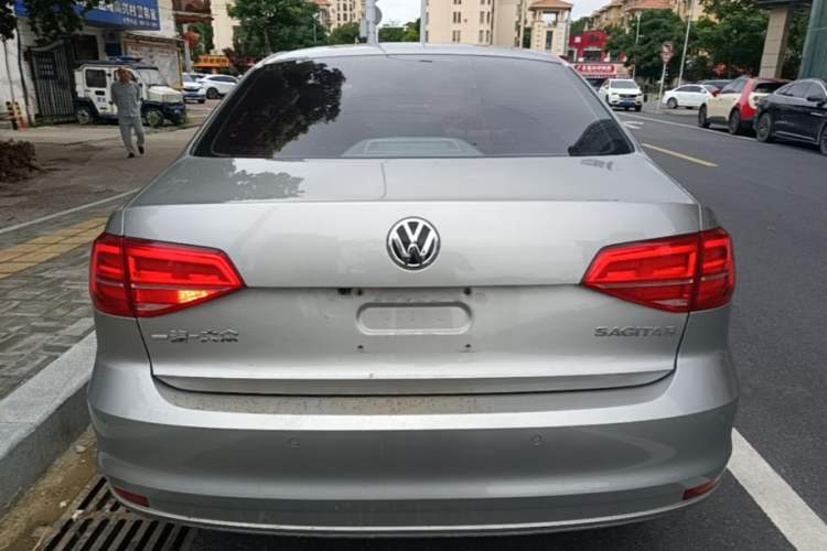 Used Volkswagen Sagitar 2015 1.6L Automatic Comfort Model Rear
