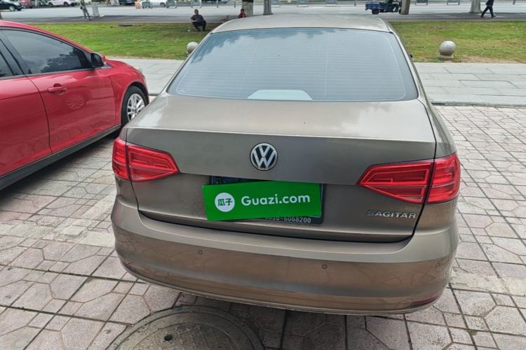 Used Volkswagen Sagitar 2015 1.6L Manual Comfort Model Rear