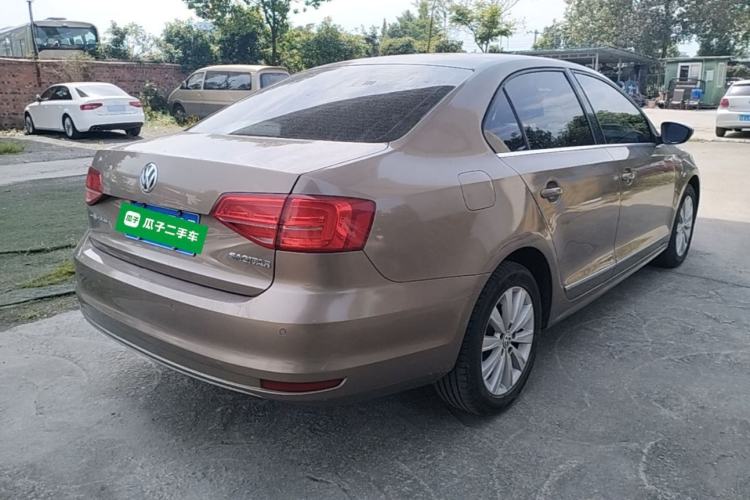 Used Volkswagen Sagitar 2015 1.6L Automatic Comfort Model Rear Right 45 Deg