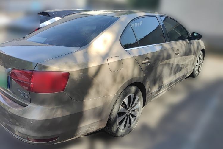 Used Volkswagen Sagitar 2015 230TSI Automatic Luxury Model Rear Right 45 Deg